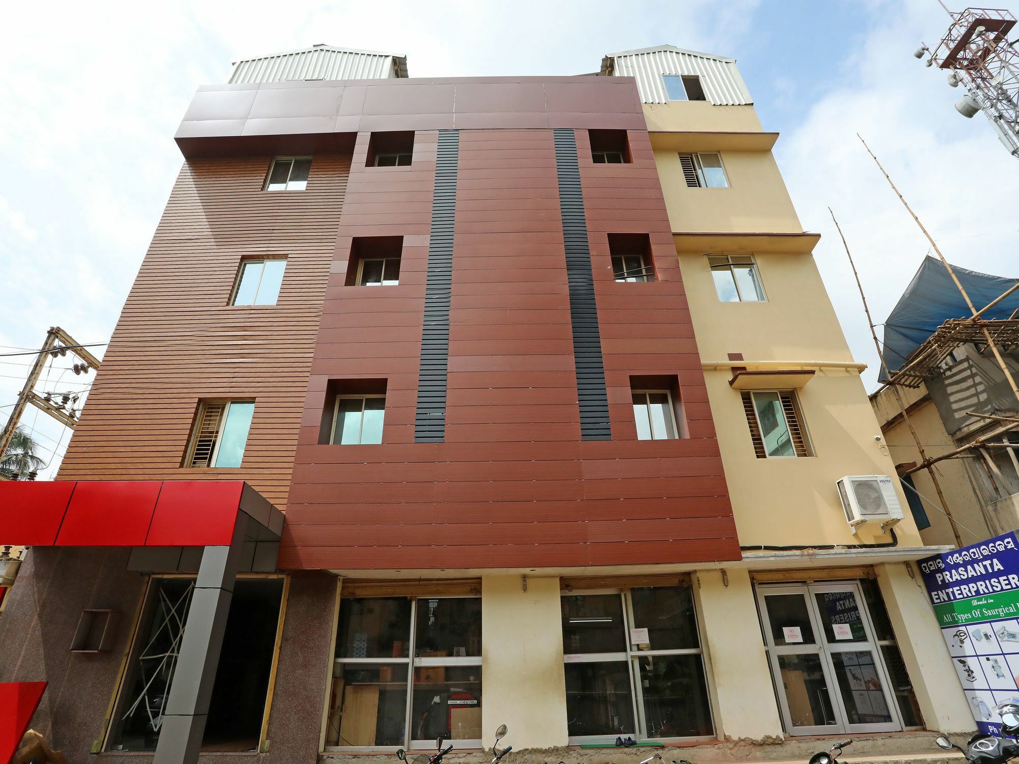 布巴内什瓦尔 Oyo 13528 Kumud Plaza酒店 外观 照片